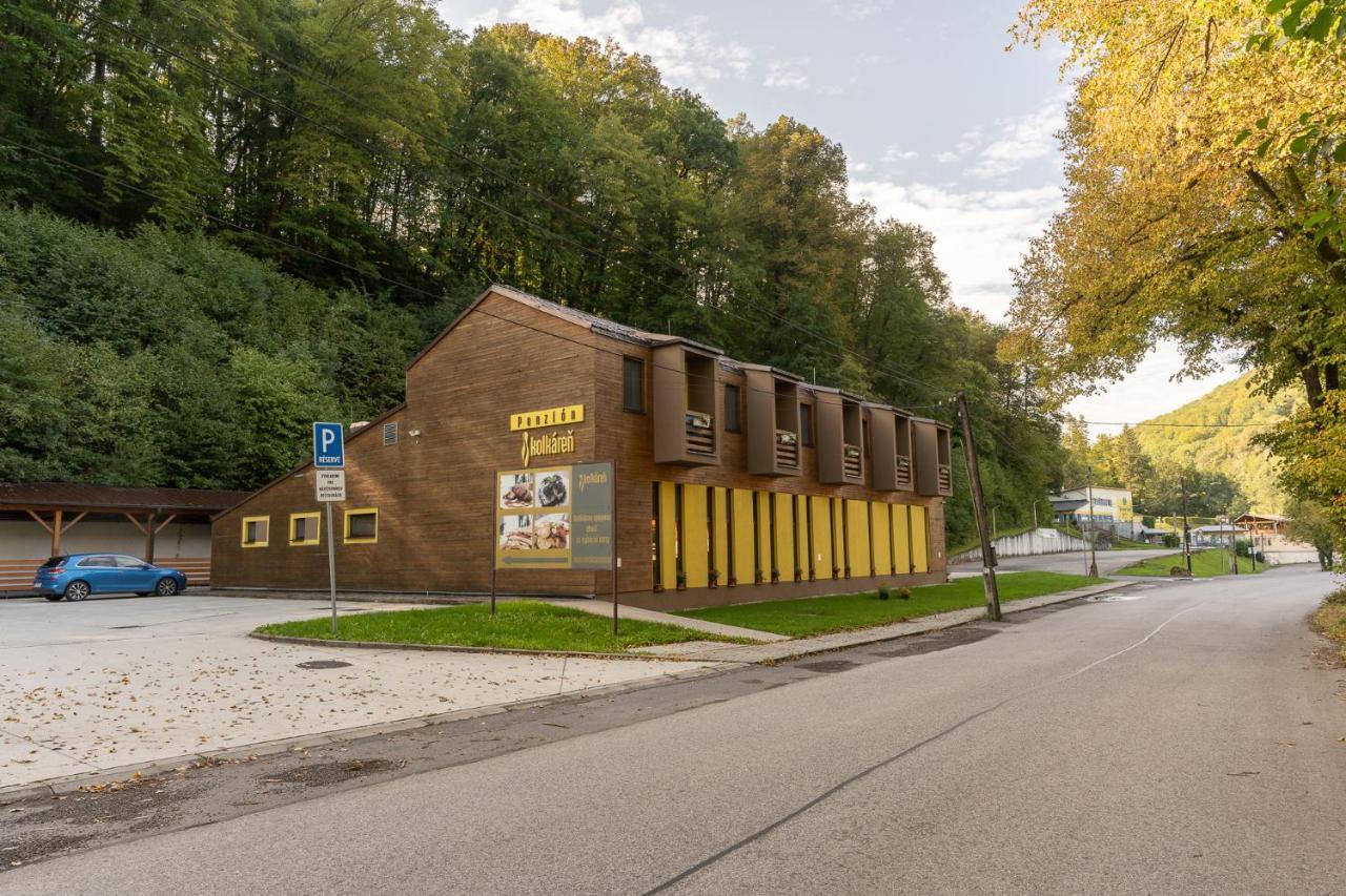 Penzion Kolkaren Vihnye Kültér fotó